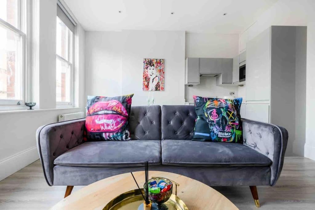 Hampstead High Flyer Villa London Bagian luar foto
